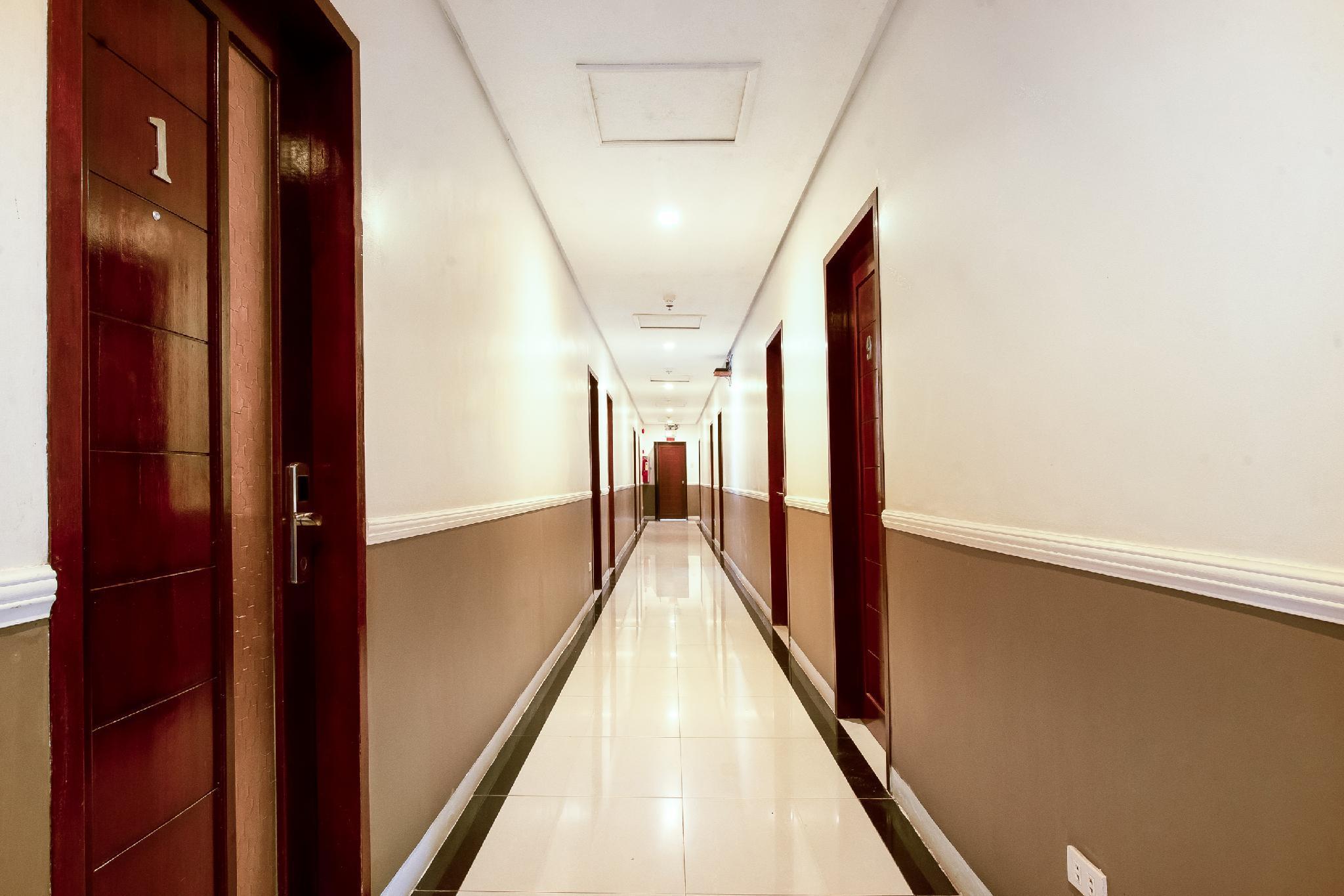 Royale Parc Hotel Puerto Princesa Palawan Buitenkant foto