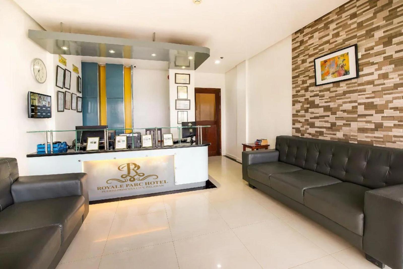 Royale Parc Hotel Puerto Princesa Palawan Buitenkant foto